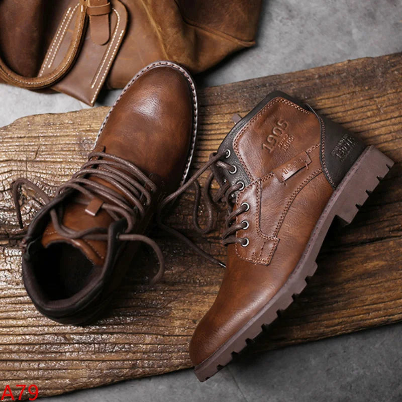 Outdoor Non-Slip Casual Shoes - Retro Chelsea Boots with Fretwork Design